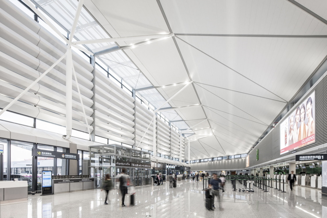 Shanghai Hongqiao International Airport: SHA, Terminals & Airlines